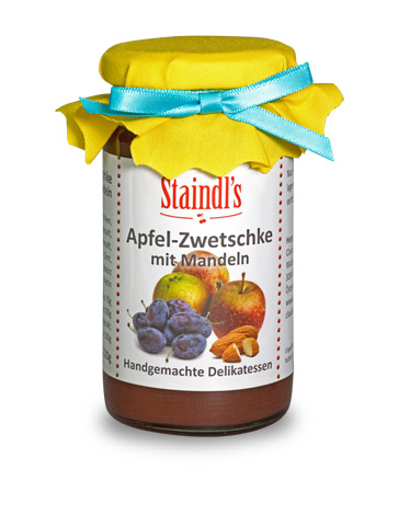 Apfel-Zwetschken mit Mandeln